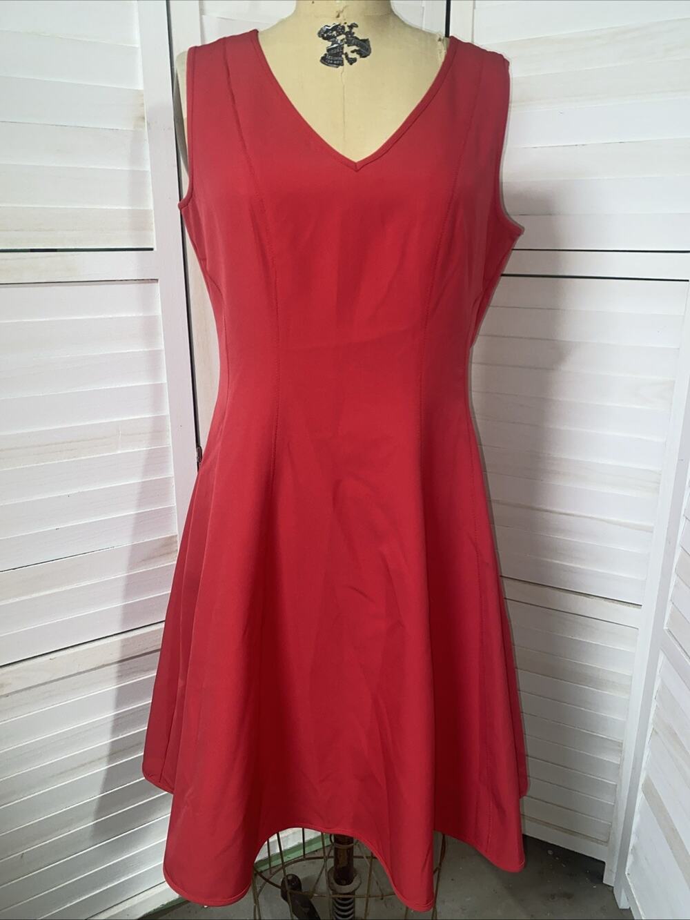 Leslie Faye Dress 12 Large Red Pink Fit& Flare Aline Sleeveless Poly Blend